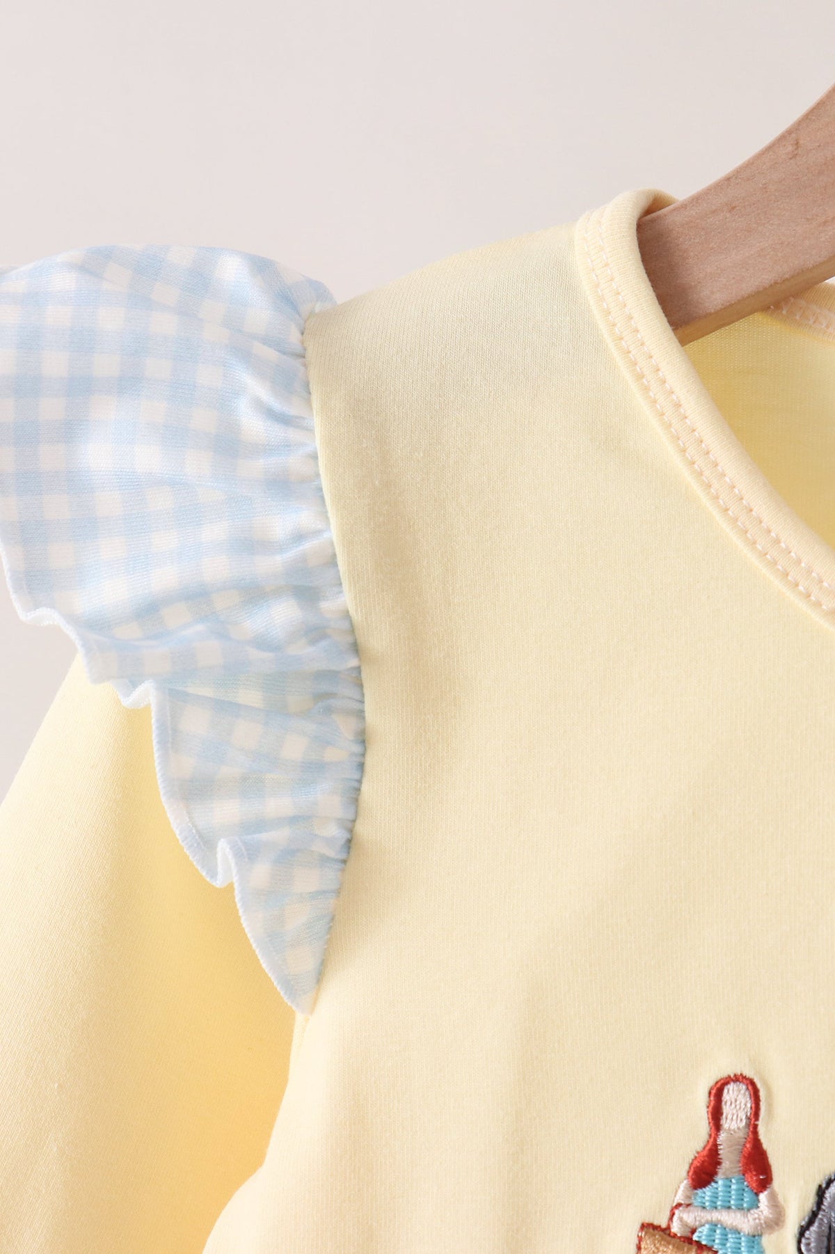 Long Sleeve Baby Toddler Girl Beige Oz Character Embroidery Gingham Bloomer Set