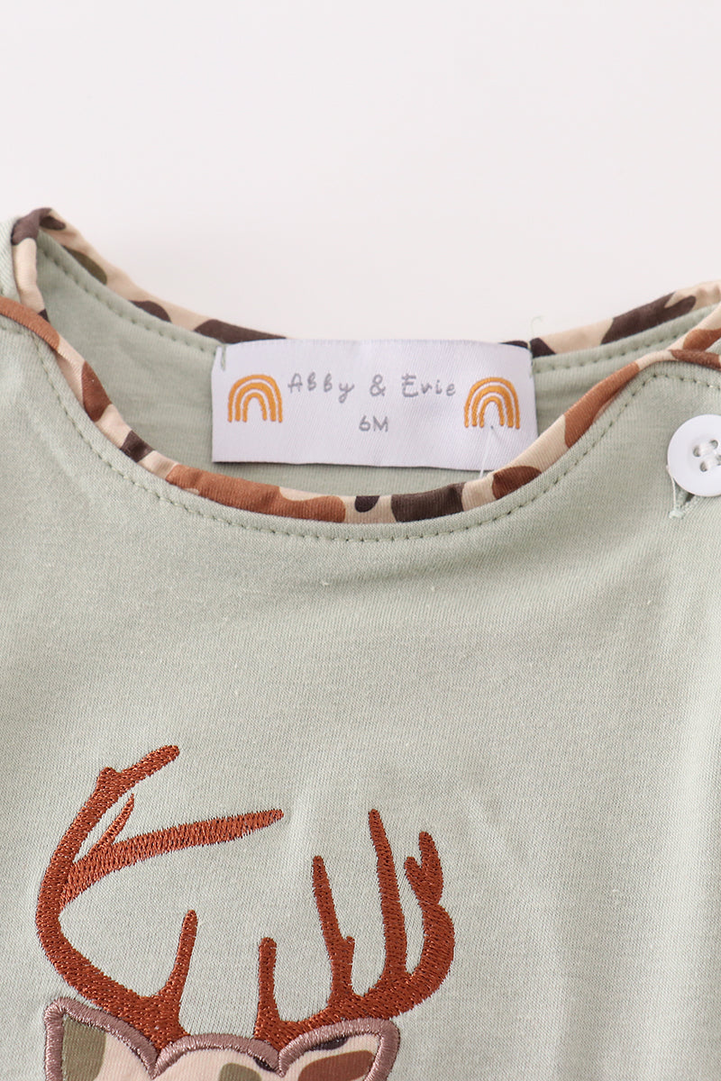 Sage Camouflage Deer Applique Bubble