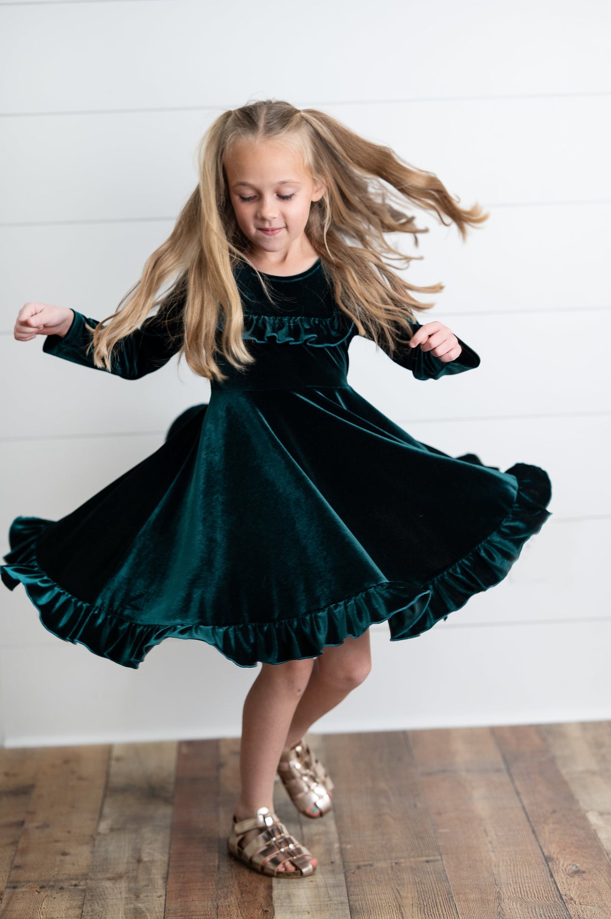 Girls Emerald Green Velvet Dress